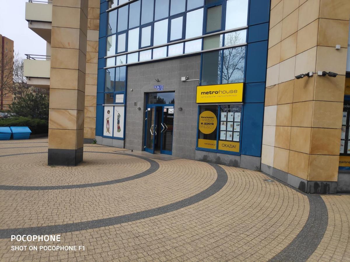 W Likwidacji - Zapraszamy Obok Varsóvia Exterior foto