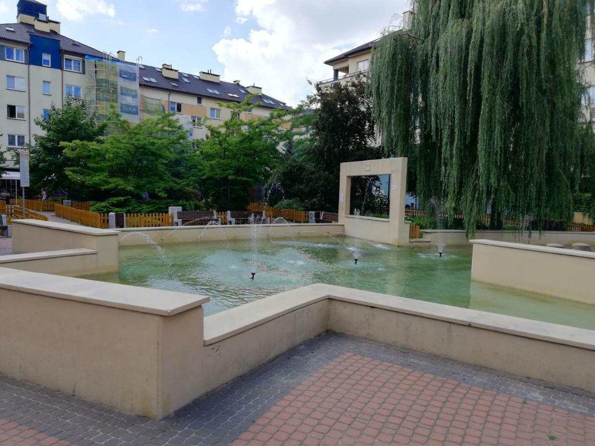 W Likwidacji - Zapraszamy Obok Varsóvia Exterior foto