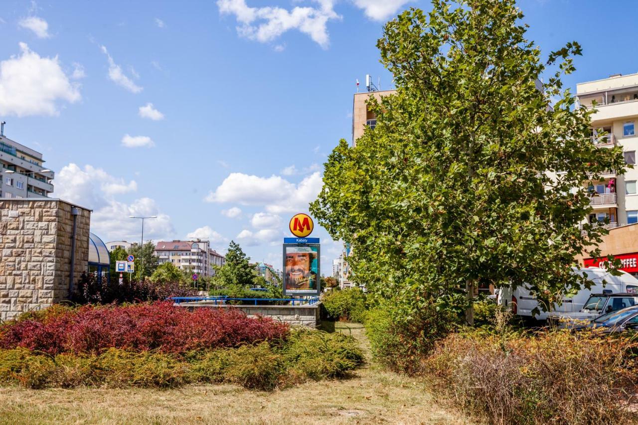 W Likwidacji - Zapraszamy Obok Varsóvia Exterior foto